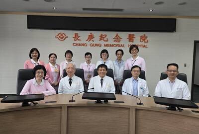 國際護師節》SARS戰場到COVID防線！ 長庚首位感管護理長守護醫院40年