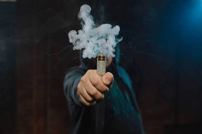 健康網》不只紙菸傷雄風 醫揭它就是讓男人不舉