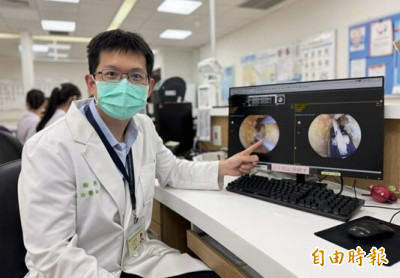 上籃啪一聲軟腳！十字韌帶斷裂新術式 助壯男返球場