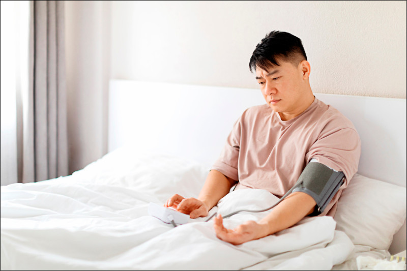 夜尿、血壓飆 恐是睡覺缺氧傷健康