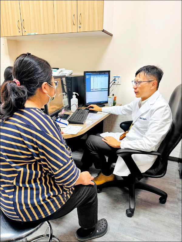 吃不下更需警覺 6成新發失智個案「食慾下降」
