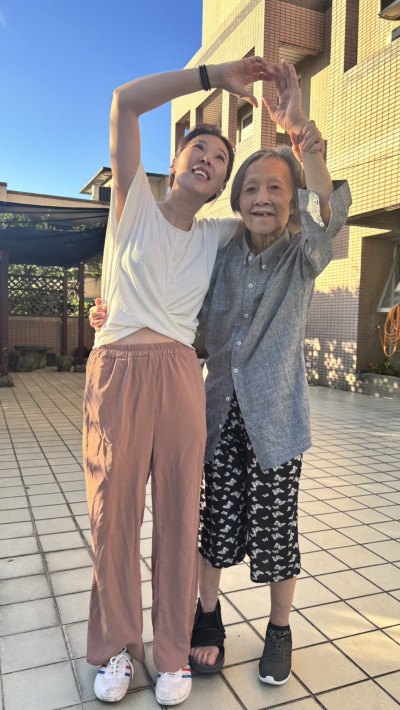 學者歐茵西女兒分享母親失智歷程 盼社會同理與正確照護