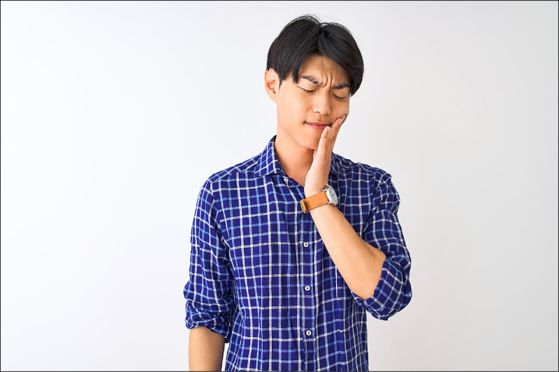 嘴破2個月以為火氣大 就醫竟揪出口腔癌