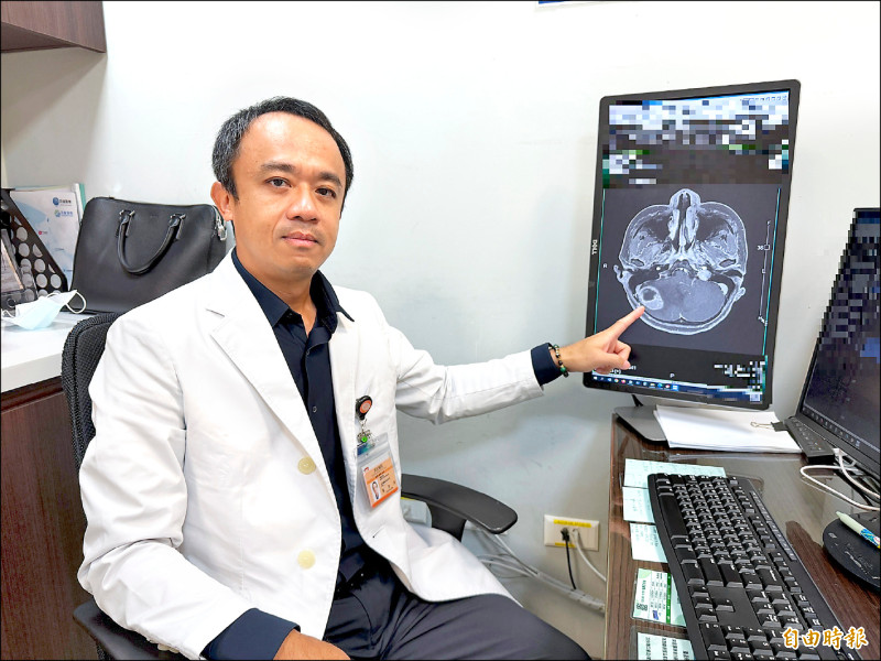 頭暈嘔吐竟是腦腫瘤 AIRO開顱手術拆彈