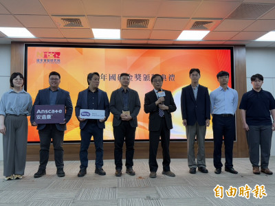 成大林志隆團隊開發光學判斷皮膚傷口系統  獲國研金獎肯定