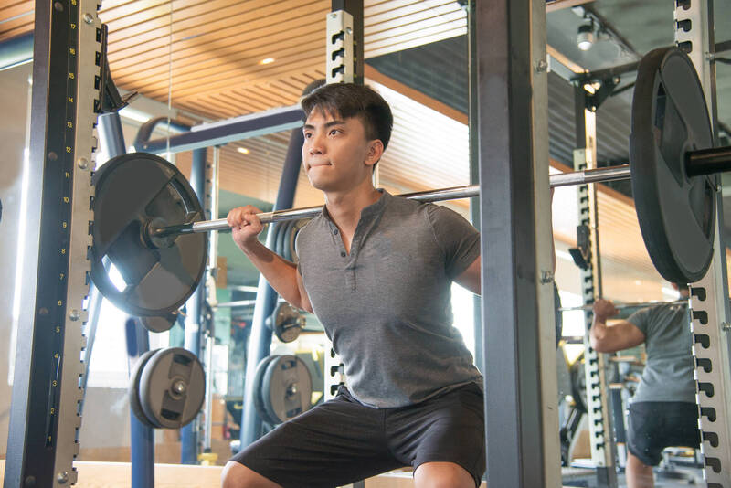 醫師表示，運動對於增加血紅素濃度、肺活量、肌肉組成有非常大的幫助，藉由提高人體的健康素質，也能間接提高男性荷爾蒙的濃度；圖為情境照。（圖取自freepik）