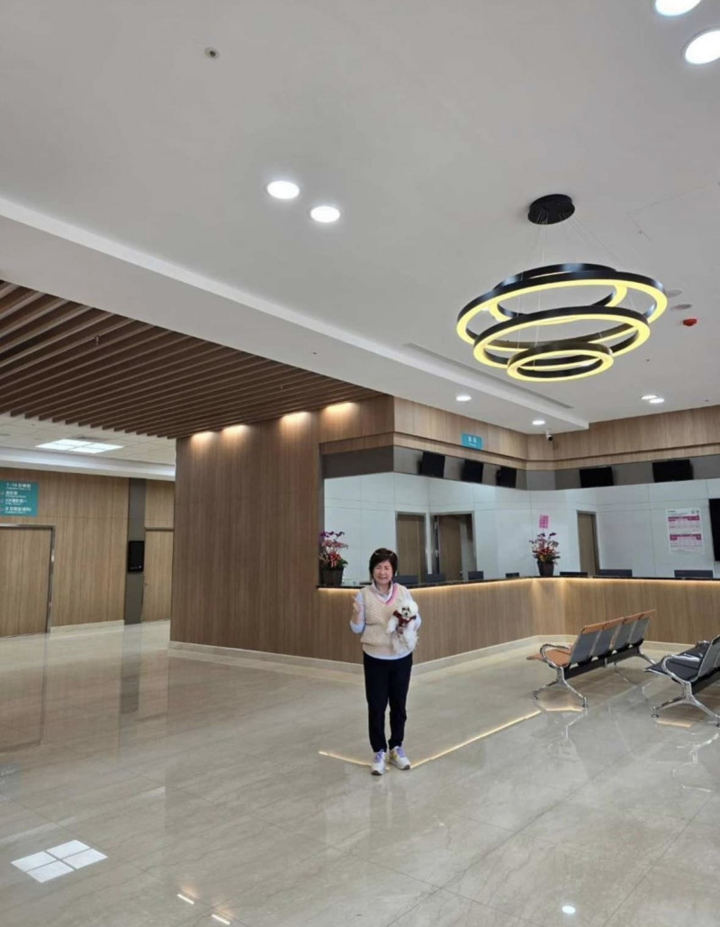 仿日本酒店設計AI智慧醫院，張育美開箱中壢天祥醫院內部設備和裝潢。（張育美提供）