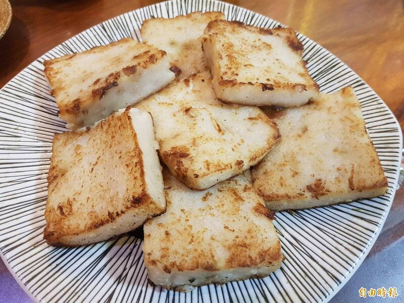 農糧署表示，除了煎蘿蔔糕外，還可將其放入湯品食用，吃出新花樣！（資料照）