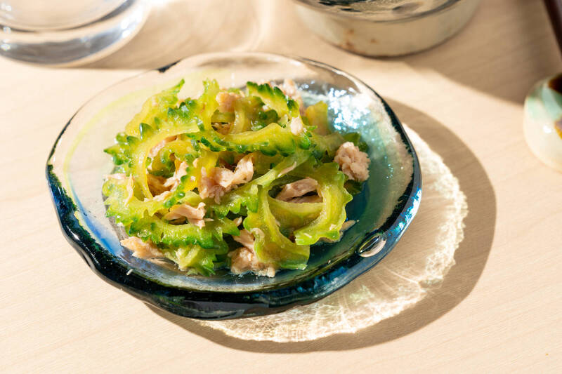 學者建議，立夏多吃苦瓜、芥藍、茶葉、蓮子心等苦味食物，有助於清熱解毒、降心火、提神醒腦；示意圖。（圖取自photoAC）