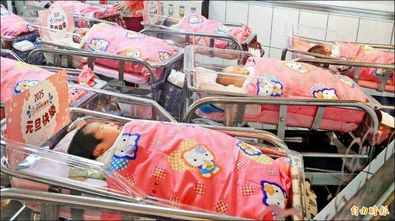 人口連18月負成長 上半年新生兒數較去年同期少8499人