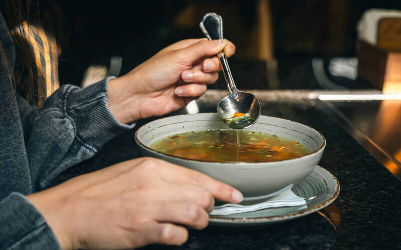 健康網》躺平也能瘦  聰明吃、睡飽飽、碎片時間動