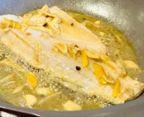 健康網》魚料理不只乾煎這一味 營養師推搭5香料護心又抗炎