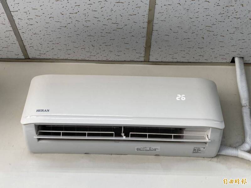 冷氣總是吹過頭？早晨喉嚨痛、身體軟趴趴 專家4招預防