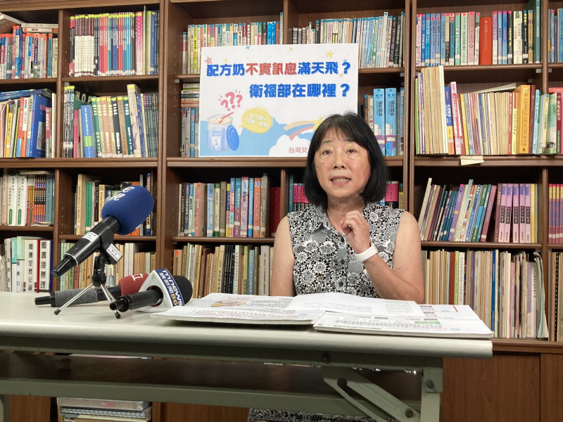 台灣女人連線理事長黃淑英表示,某母嬰品牌的影片將配方奶妖魔化,衛福部應正視配方奶在家庭實務需求,調整哺餵政策。(台灣女人連線提供) 台灣女人連線理事長黃淑英表示,某母嬰品牌的影片將配方奶妖魔化,衛福部應正視配方奶在家庭實務需求,調整哺餵政策。(台灣女人連線提供)