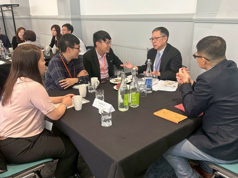 教育部率領國內頂尖大學赴德、英,盼為台灣學術發展延攬國際青年人才。(高醫大提供) 教育部率領國內頂尖大學赴德、英,盼為台灣學術發展延攬國際青年人才。(高醫大提供)