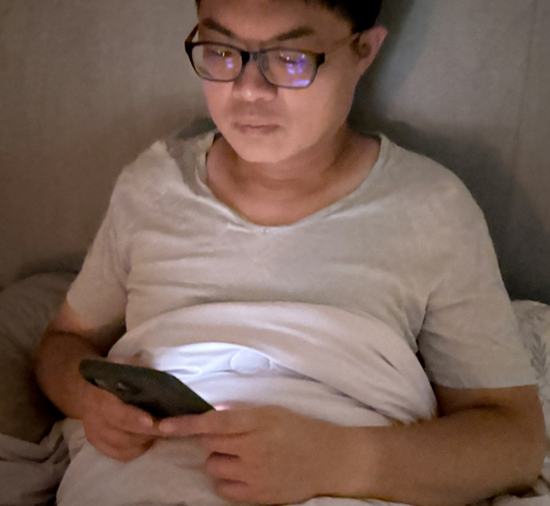 7旬翁失眠困擾10年 中醫藥與針灸幫他一覺好眠