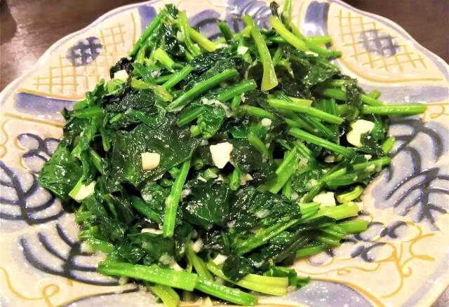 營養師徐慈家指出,葉黃素像太陽眼鏡,能抗藍光,食物來源有菠菜、羽衣甘藍等;示意圖。(圖取自photoAC) 營養師徐慈家指出,葉黃素像太陽眼鏡,能抗藍光,食物來源有菠菜、羽衣甘藍等;示意圖。(圖取自photoAC)