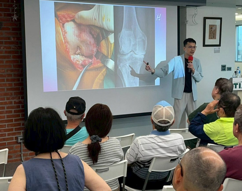解釋醫學骨折與保險骨裂差異的台南骨科診所醫師陳建宏,常到各地演講骨科醫療專題。(陳建宏診所提供) 解釋醫學骨折與保險骨裂差異的台南骨科診所醫師陳建宏,常到各地演講骨科醫療專題。(陳建宏診所提供)