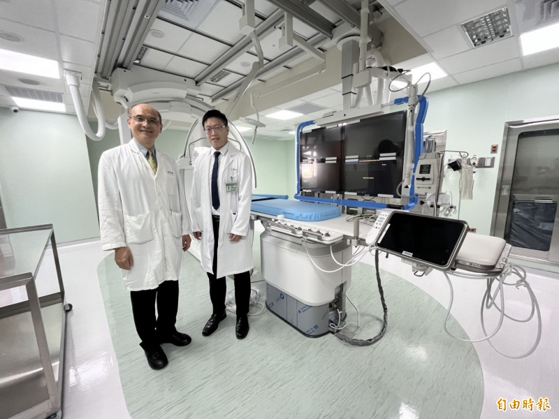 湖口仁慈醫院投入8千萬元,引進醫學中心等級的心導管系統等先進設備。(記者廖雪茹攝) 湖口仁慈醫院投入8千萬元,引進醫學中心等級的心導管系統等先進設備。(記者廖雪茹攝)