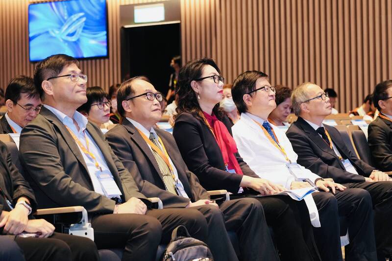 除了陳亮妤,也邀請多位國際講者與會。(長庚提供) 除了陳亮妤,也邀請多位國際講者與會。(長庚提供)