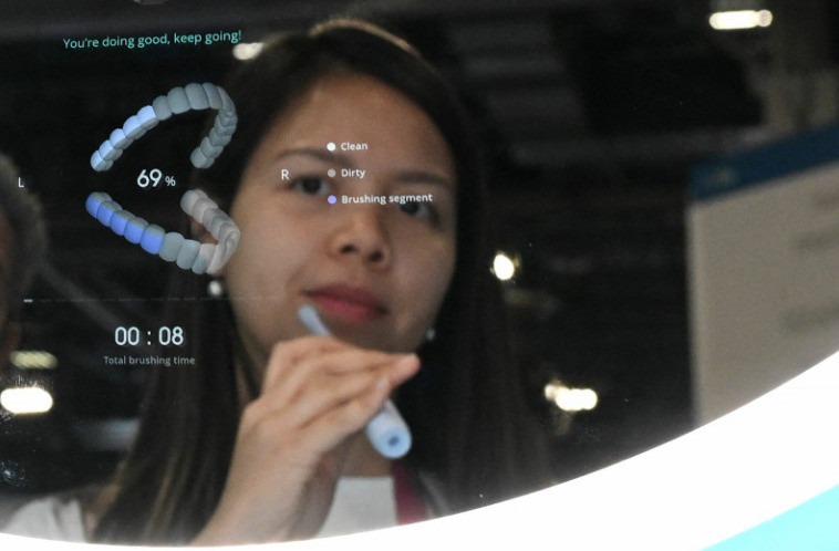 最新研究指出,忘記刷牙也可能會導致中風風險增加86%。圖為示意圖。(法新社) 最新研究指出,忘記刷牙也可能會導致中風風險增加86%。圖為示意圖。(法新社)