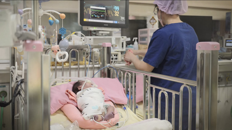 近期台大醫院兒科醫師的薪資引起外界討論。(翻攝自台大兒童醫院影片) 近期台大醫院兒科醫師的薪資引起外界討論。(翻攝自台大兒童醫院影片)