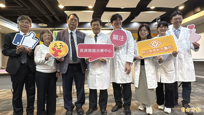 長庚醫療團隊發現無毒梭菌的威脅性。(記者林志怡攝) 長庚醫療團隊發現無毒梭菌的威脅性。(記者林志怡攝)