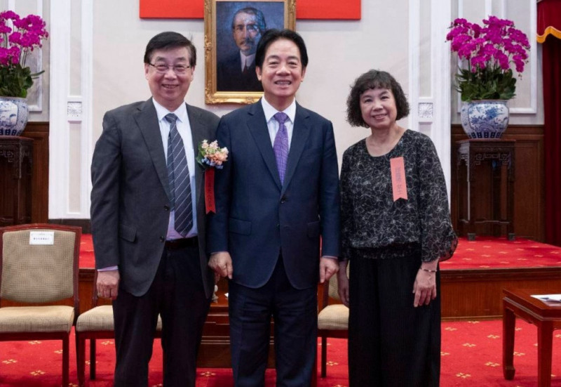 羅東聖母醫守護弱勢70年 獲16座醫療奉獻獎肯定