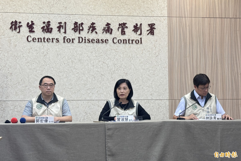 疾管署最新疫報指出,上週全國類流感門急診就診人次約10萬6829人次,較前一週下降4.9%,預估本週就能脫離流行期。(記者邱芷柔攝) 疾管署最新疫報指出,上週全國類流感門急診就診人次約10萬6829人次,較前一週下降4.9%,預估本週就能脫離流行期。(記者邱芷柔攝)