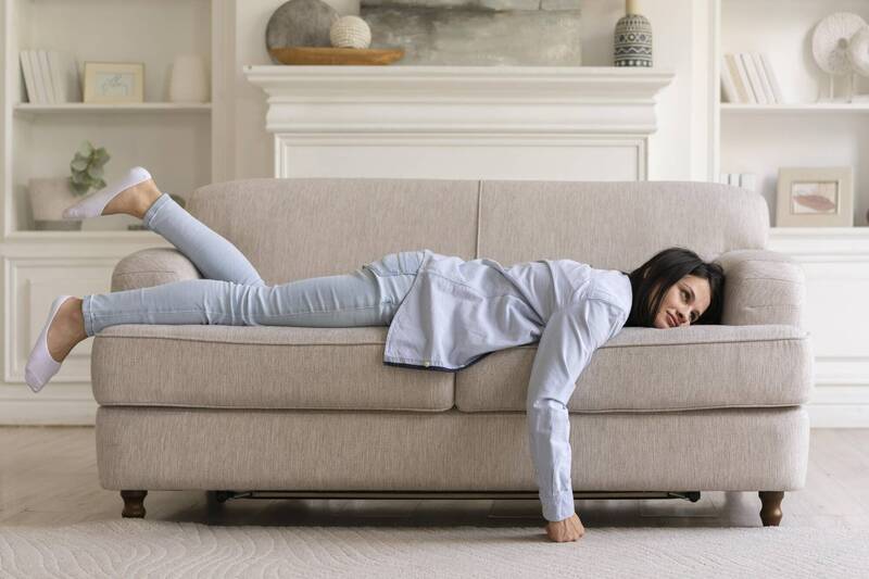 恆新復健科診所醫師王思恒提到,當一個人忙完工作、家務與責任後,若幾乎沒有可自由支配的時間,便陷入所謂的「時間貧困」。(圖取自freepik) 恆新復健科診所醫師王思恒提到,當一個人忙完工作、家務與責任後,若幾乎沒有可自由支配的時間,便陷入所謂的「時間貧困」。(圖取自freepik)