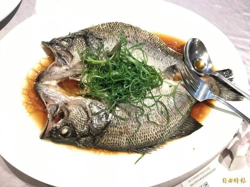 入冬「小雪」節氣報到 手腳冰冷湧現 中醫師教分辨體質這樣補