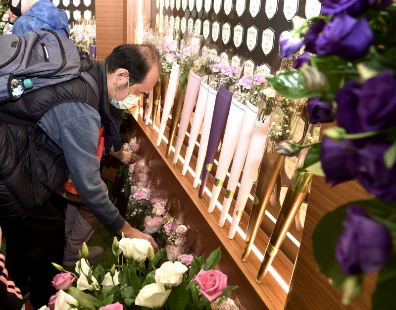 奇美醫學中心舉辦「愛、傳承、生命」器官捐贈感恩追思會,場面溫馨。(奇美醫學中心提供) 奇美醫學中心舉辦「愛、傳承、生命」器官捐贈感恩追思會,場面溫馨。(奇美醫學中心提供)