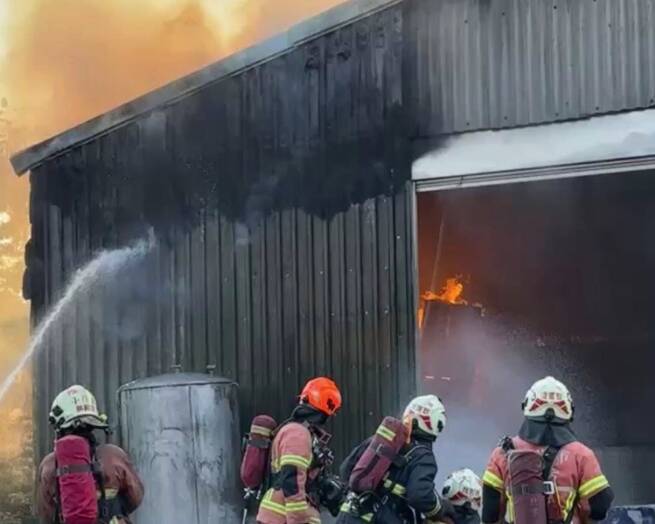 健康網》三峽化學工廠大火 專家：吸入過多有毒物 直傷肺、腸、胃