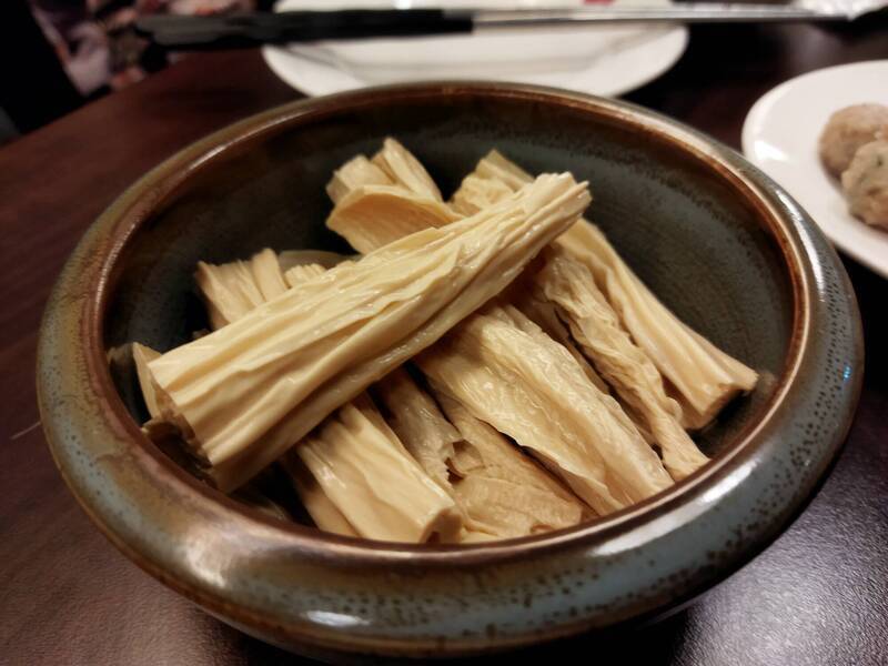 豆皮家族如何挑選？營養師警告這款「油脂含量高」勿選