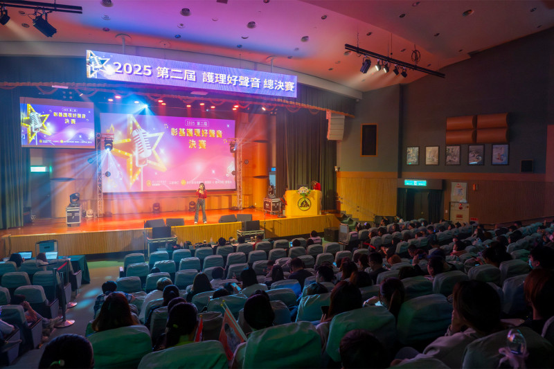 彰基昨晚變身大型舞台，現場宛如演唱會般嗨翻全場，尖叫聲不斷。（彰基提供）