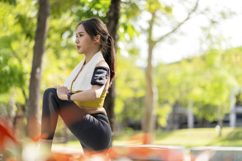 健康網》天天運動小腹仍不動？ 醫：小心「壓力荷爾蒙」作怪