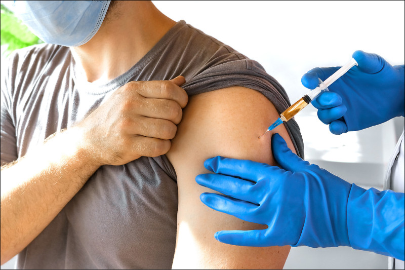 ▲接種流感疫苗可防流感重症。(照片來源:shutterstock) ▲接種流感疫苗可防流感重症。(照片來源:shutterstock)