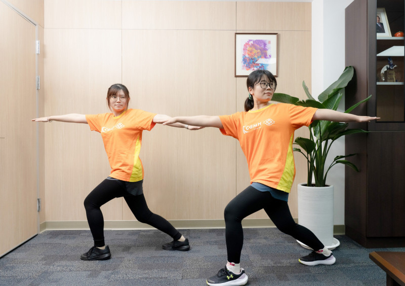 醫師說明透過身心運動可提升BDNF、降低慢性發炎。(新北市立土城醫院提供) 醫師說明透過身心運動可提升BDNF、降低慢性發炎。(新北市立土城醫院提供)