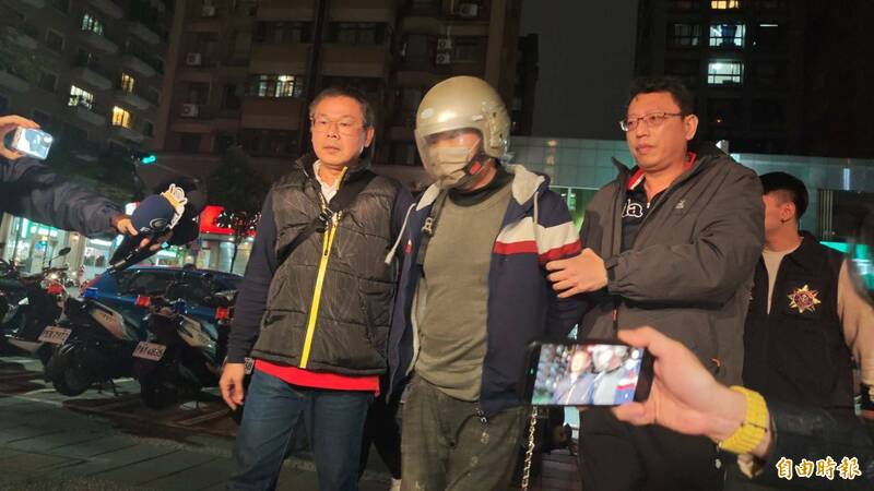 健康網》飽受長期言語羞辱到經濟勒索 父母受暴黑數不少