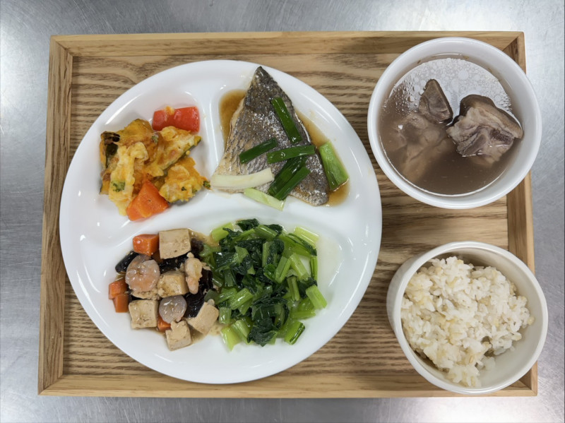 現代坐月子飲食不再限於吃酒？營養師提出6大原則保障產後媽媽健康