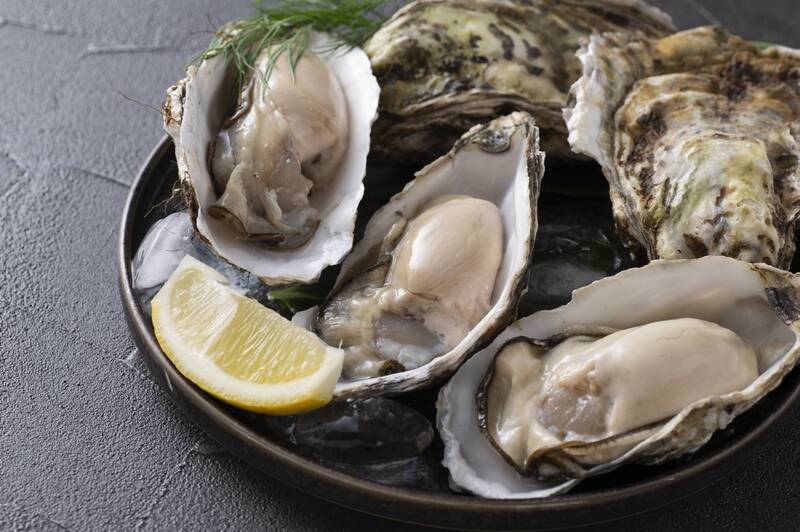 健康網》大啖生蠔恐染諾羅病毒？ 食藥署授4招安心享美味