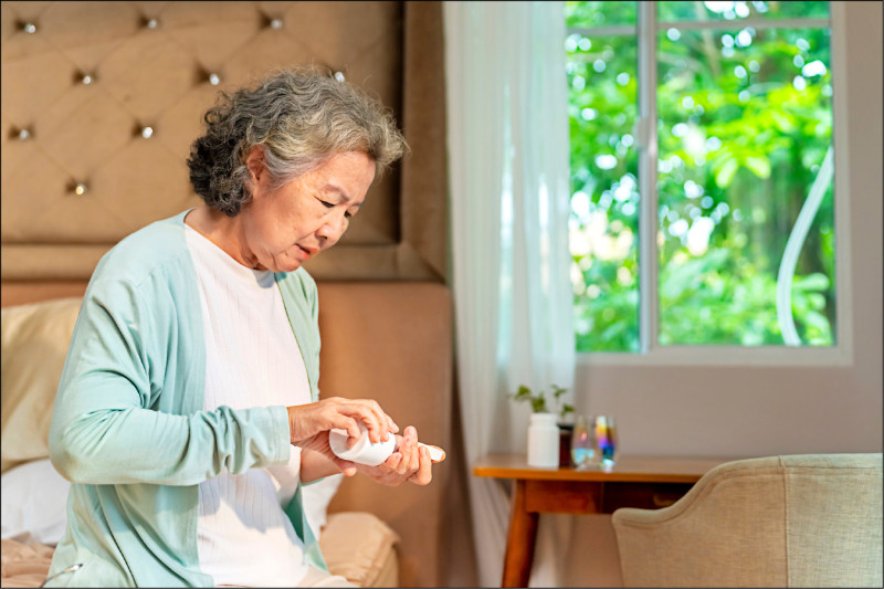 驟冷溫差大「傷心」 應急藥品不離身