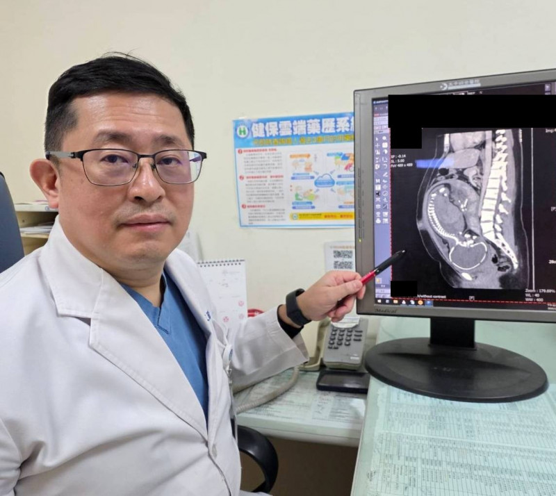 苗栗市大千醫院婦產科醫師林敬旺指出,不同的懷孕週數,急性盲腸炎的處理方式也不同。(大千醫院提供) 苗栗市大千醫院婦產科醫師林敬旺指出,不同的懷孕週數,急性盲腸炎的處理方式也不同。(大千醫院提供)