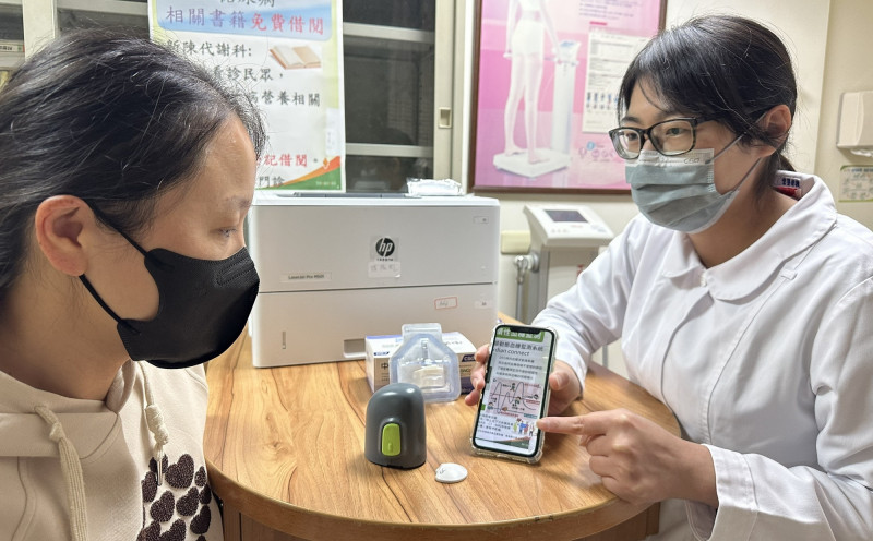 連續血糖監測(CGM)已納入健保給付。(豐原醫院提供) 連續血糖監測(CGM)已納入健保給付。(豐原醫院提供)