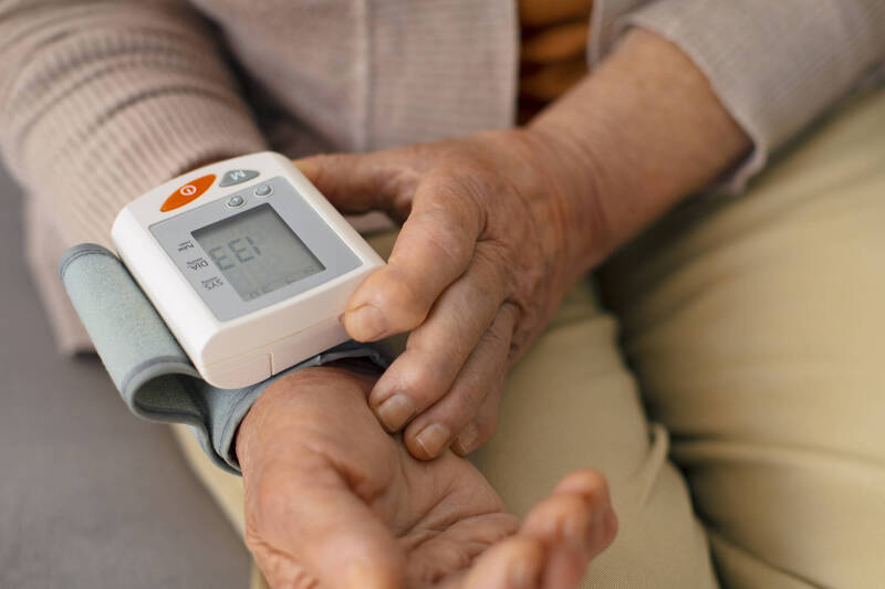 健康網》南韓研究曝壞膽固醇又降了 醫曝55是新目標