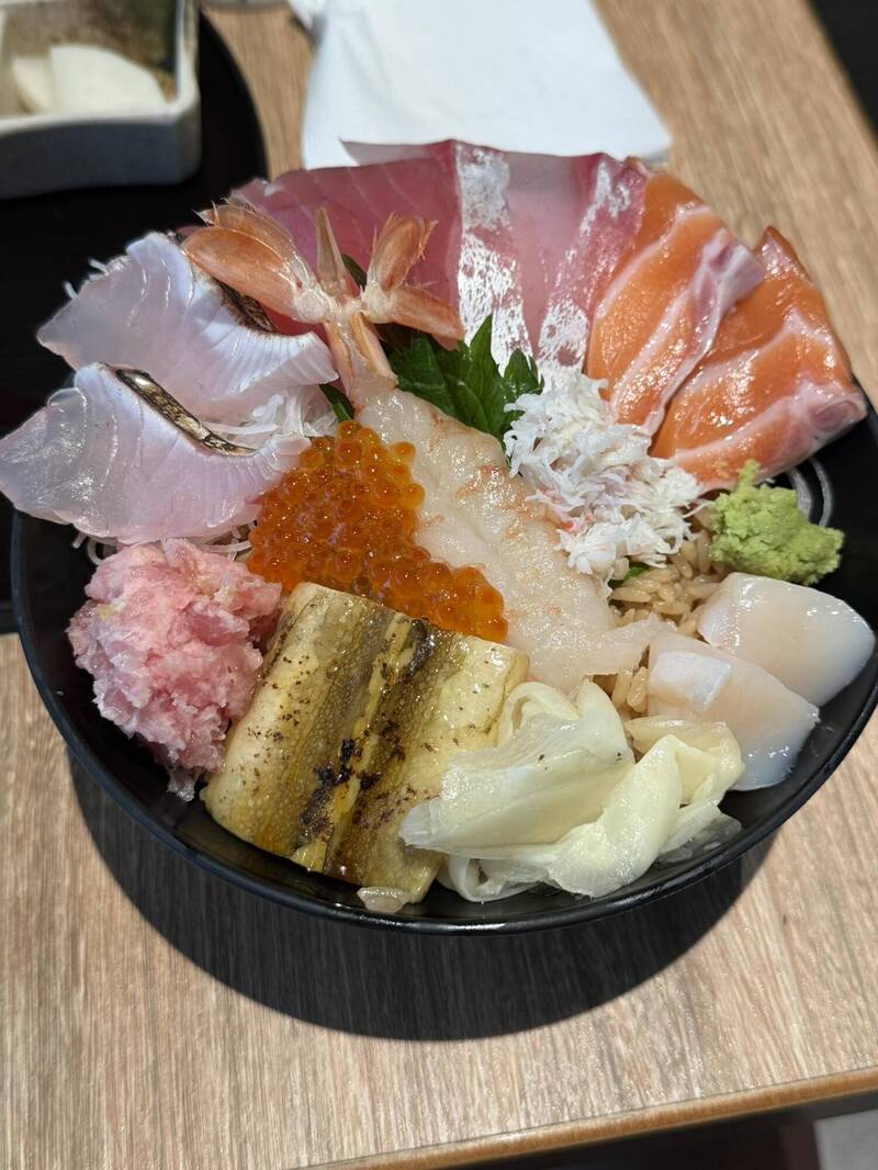 健康網》牙裂慘變「無齒之徒」！ 投資名人陳重銘自曝只能吃軟飯