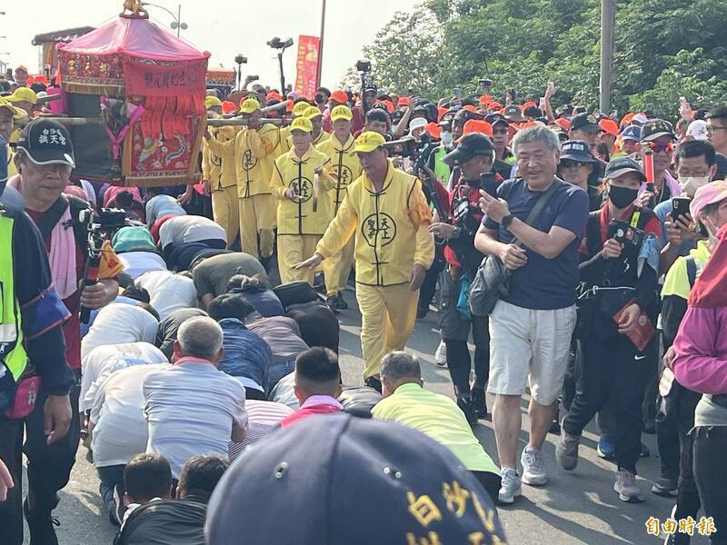 健康網》媽祖遶境46萬人出發！穿錯鞋恐起水泡 醫警4徵兆別硬撐