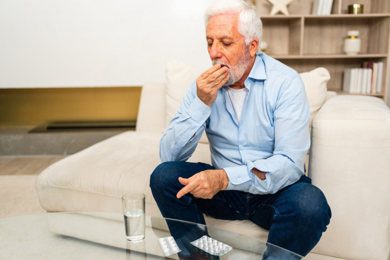 夜裡抽筋、腿痠恐缺鈣 研究：晚間補充助骨形成