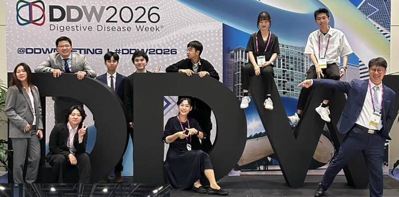 健康網》AI、腸道菌、免疫調控超吸睛 陽明交大團隊DDW奪4傑出海報獎