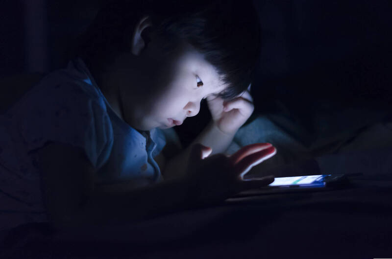 健康網》孩子網路成癮 醫談3事：不是任何人的錯
